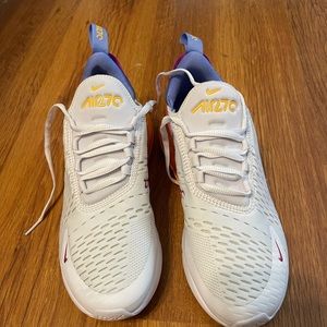Women’s Nike Air Max 270